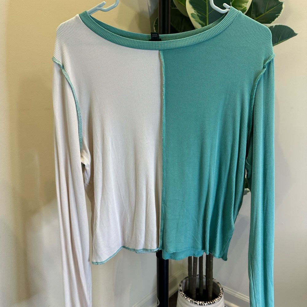 Two-Tone Green and White Women's Top